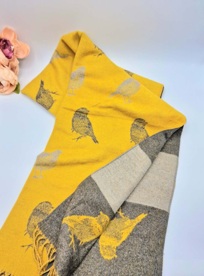 Robin Bird Scarf