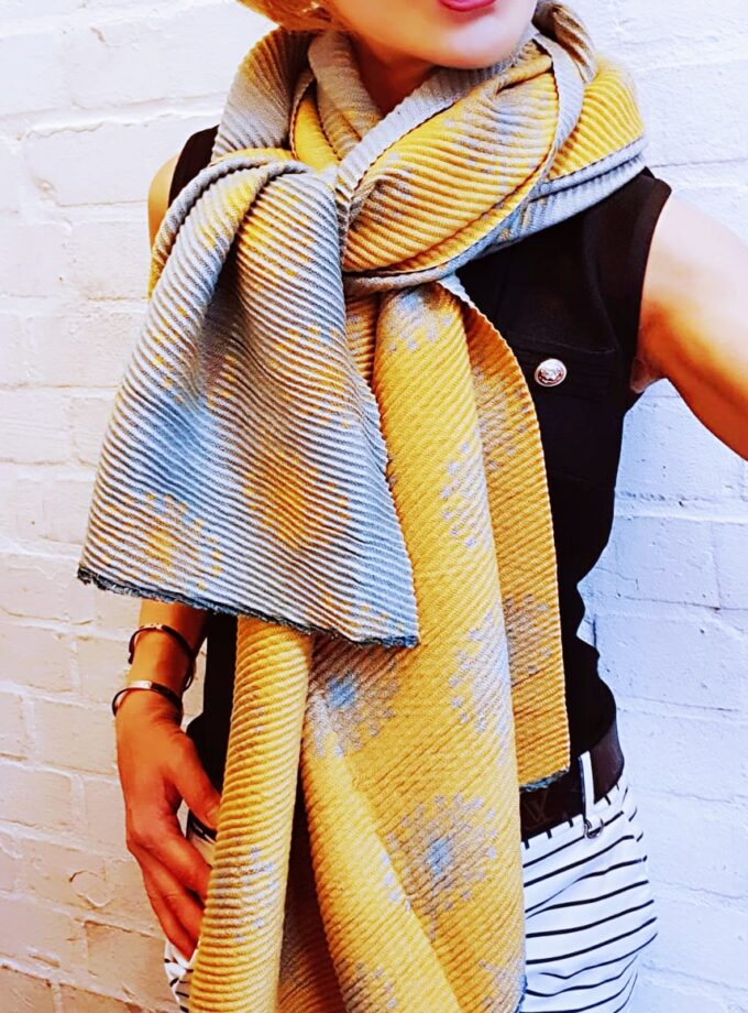 Crinkle Reversible Dandelions