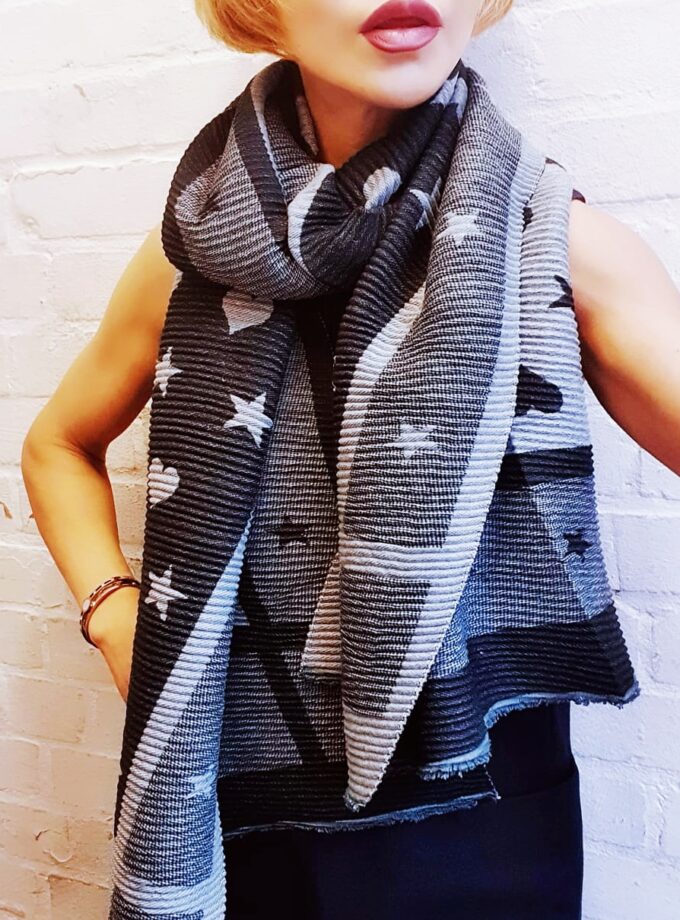 Crinkle Reversible Hearts With Stars