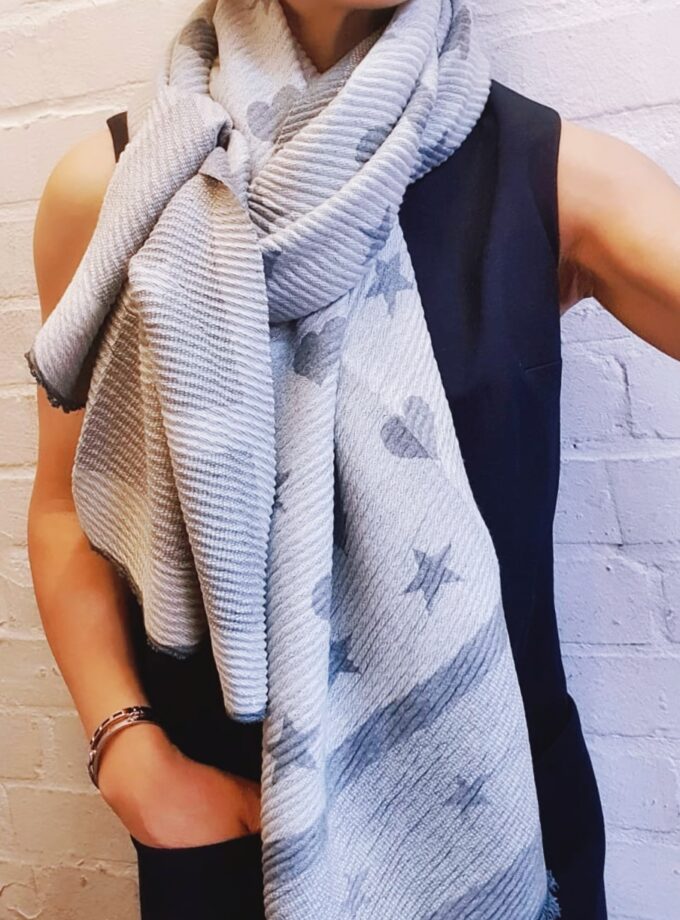 Crinkle Reversible Hearts With Stars