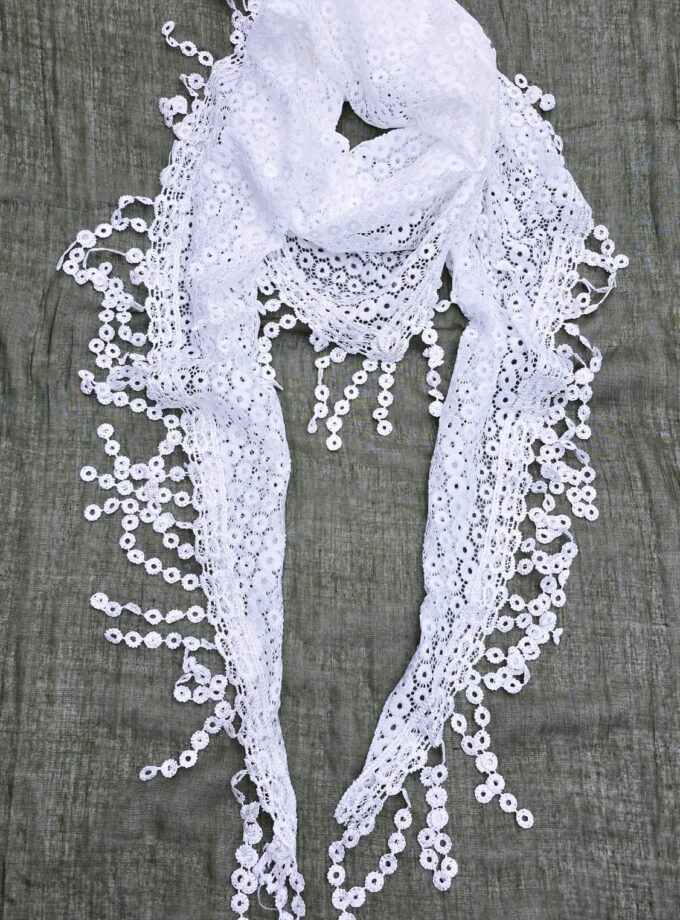 Lace neckerchief, Lace triangle scarf