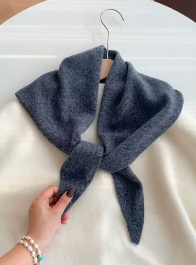 Triangle neckerchief scarf