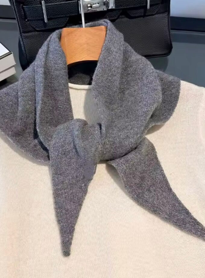 Triangle neckerchief scarf