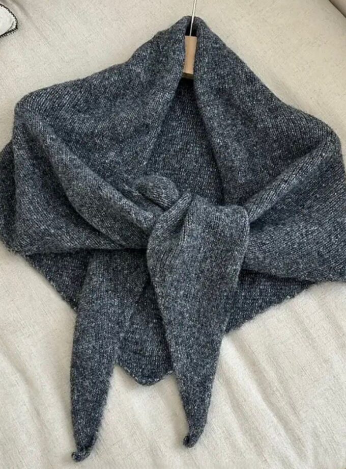 Triangle neckerchief scarf