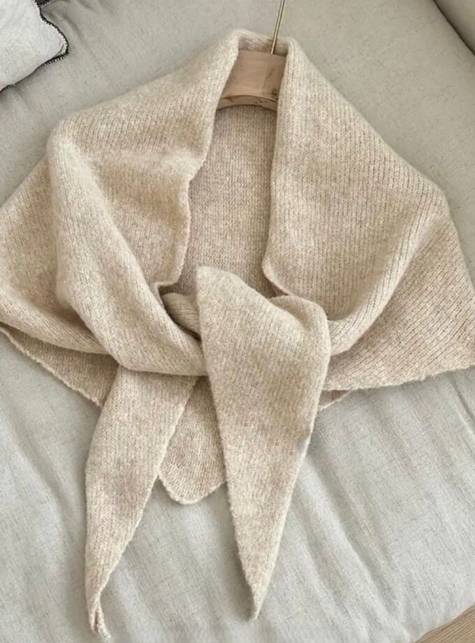 Triangle neckerchief scarf