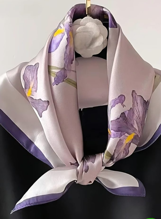 Silky Retro Light Luxury Women'S Small Square Scarf