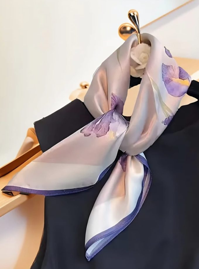 Silky Retro Light Luxury Women'S Small Square Scarf